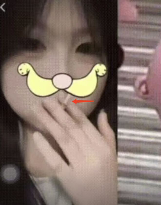 网红女儿骂老师风波发酵！9岁就知道网暴他人，教育缺失太悲哀