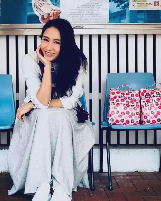 16年前，为“报恩”嫁给53岁残疾富商的美人黎姿，现在后悔了吗？