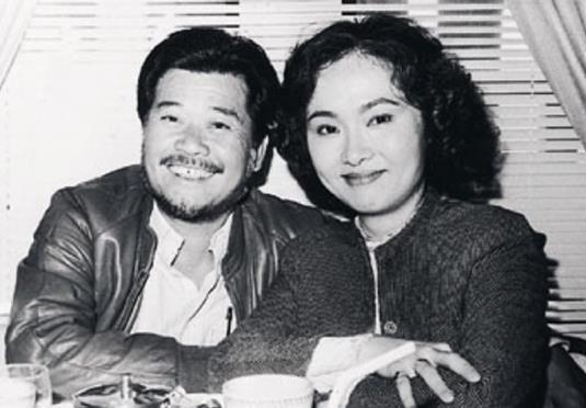 著名演员唐佳跳楼离世，享年88岁，妻子雪妮患胰腺癌受打击