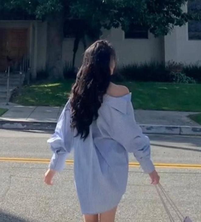 王勉被网友当面追问恋情？绯闻女友撞脸易梦玲