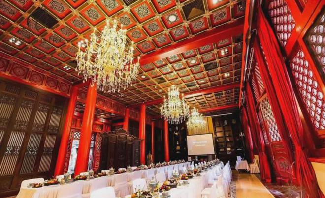 汪小菲的婚礼，为什么会选在北京“郡王府”饭店举行？