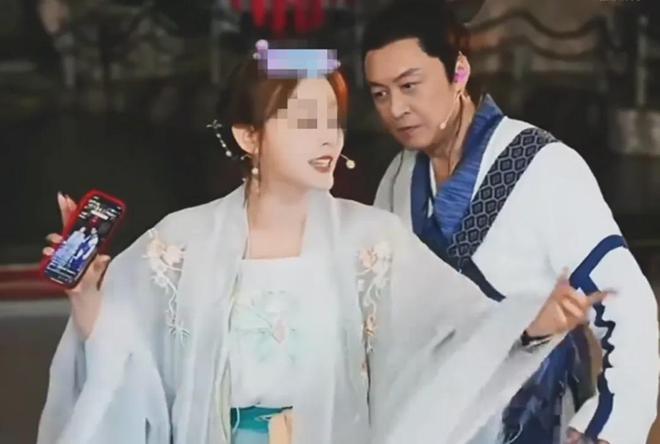 马景涛扮张无忌晕倒！94版倚天成追忆：女主已去世，男配吸毒自毁