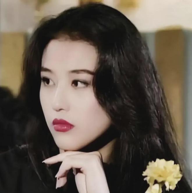 马景涛扮张无忌晕倒！94版倚天成追忆：女主已去世，男配吸毒自毁