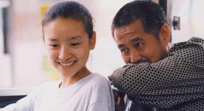 离婚13年，狂捞上亿，董洁的面相彻底变了