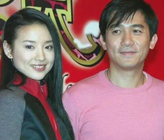 离婚13年，狂捞上亿，董洁的面相彻底变了
