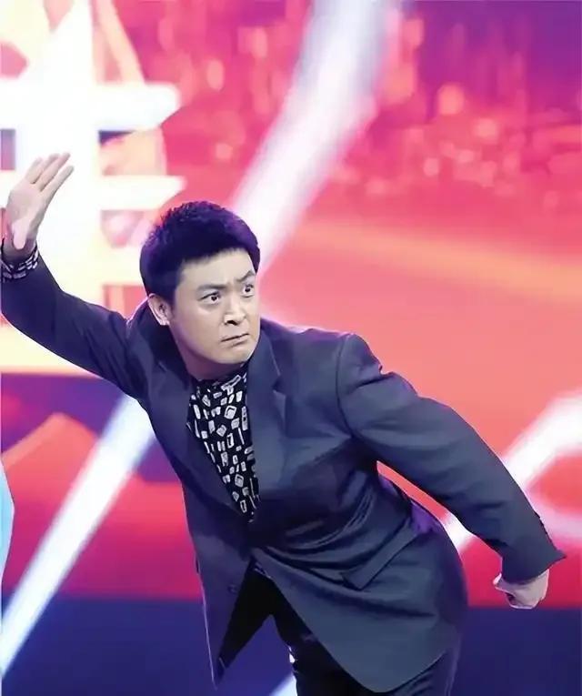孙涛被问到孩子高考成绩满脸骄傲