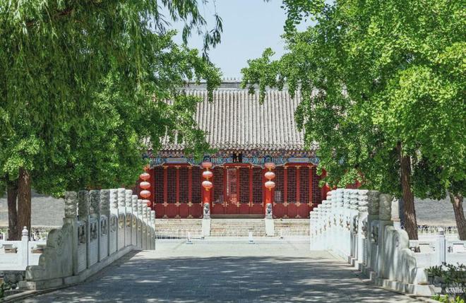 汪小菲的婚礼，为什么会选在北京“郡王府”饭店举行？