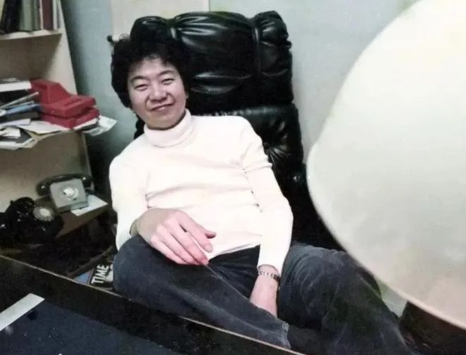 蔡澜潇洒一生，自曝曾有过60多位女友，墓志铭想刻三个字：我活过