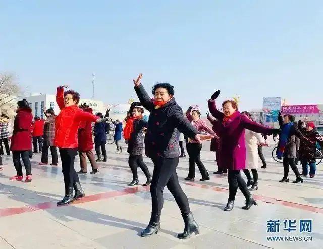 林志玲跌落神坛？视频背后是网络的情绪泄洪口 | 二湘空间