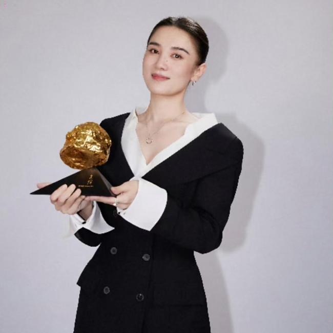 导协评委会回应女演员双黄蛋 角色难分伯仲