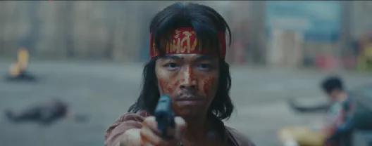 男人的尊严，是一枪一枪打回来的