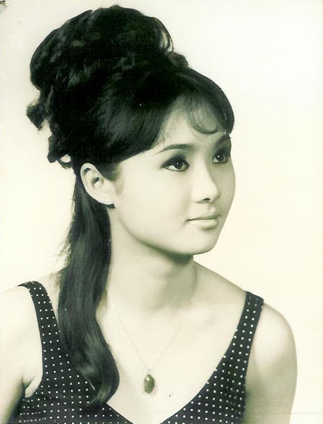 77岁女星雪妮去世，将与丈夫一同举行丧礼，夫妻最后露面照曝光