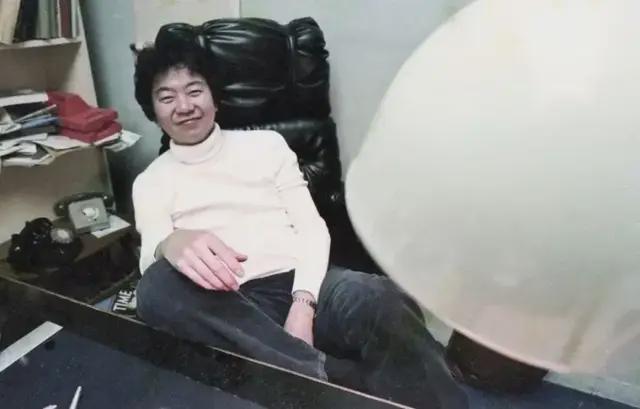 才子与色鬼｜蔡澜身后，一段至死不休的风月公案
