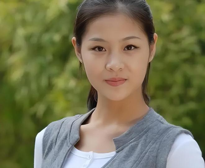 汪峰女友自嘲是“汪峰历代女友中最差”，才明白当初宁静说的没错
