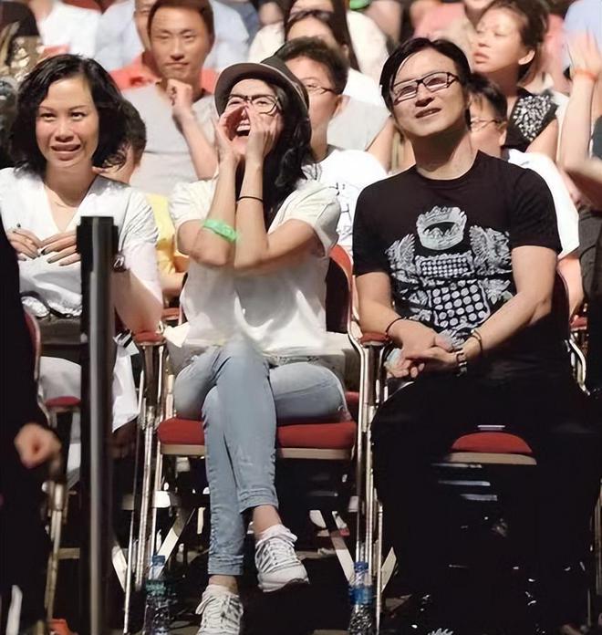 汪峰女友自嘲是“汪峰历代女友中最差”，才明白当初宁静说的没错