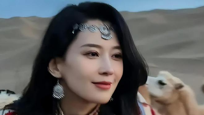 汪峰女友自嘲是“汪峰历代女友中最差”，才明白当初宁静说的没错