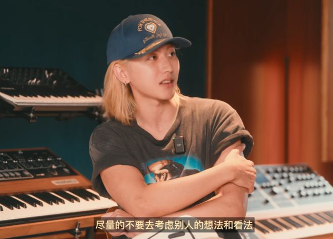 中国互联网最经久不衰的蔡徐坤梗，在被骂八年后要翻篇了？