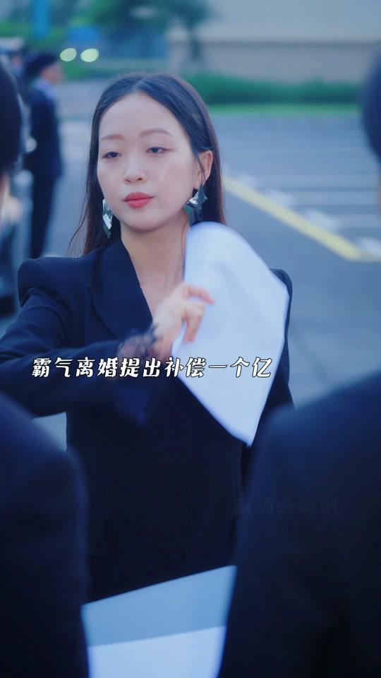田栩宁恋情引于正下场？旗下女星晒聊天记录后秒删，背后有啥故事