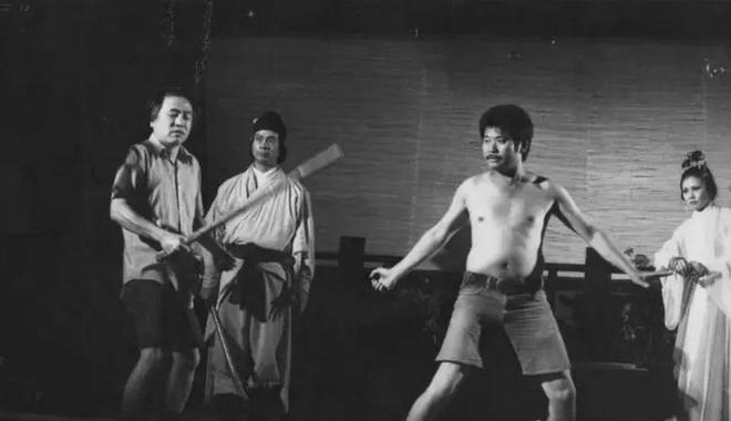 一代武侠宗师，走好