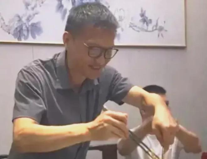 叶荣添父母离世，罗嘉良发文！《创世纪》三兄弟：过气离婚隐退