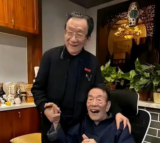 杨少华账号删带货视频，曾幽默回应百亿资产，李金斗夸四个娃孝顺