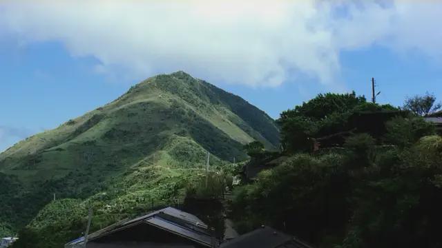 看完侯孝贤这部电影，我得把脸藏起来