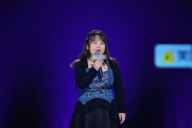 东亚女儿最难以接受的真相，被她笑着戳破了