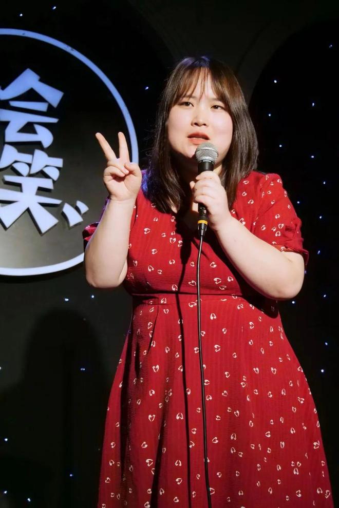 东亚女儿最难以接受的真相，被她笑着戳破了