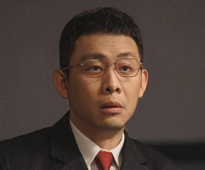 《以法之名》烂尾风波升级！评论区沦陷网友喊话还钱，戏外更精彩