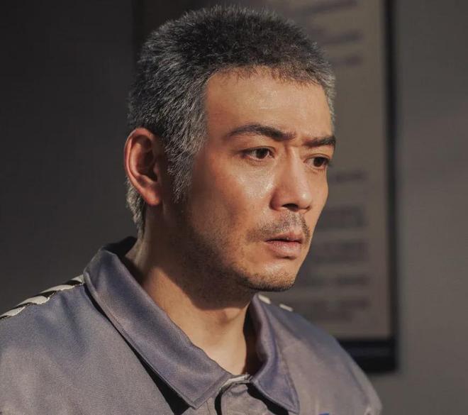 《以法之名》烂尾风波升级！评论区沦陷网友喊话还钱，戏外更精彩
