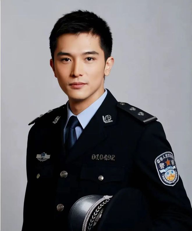 他抛弃杨丞琳，伤害过唐嫣，最终却栽在1个二婚女人手上！