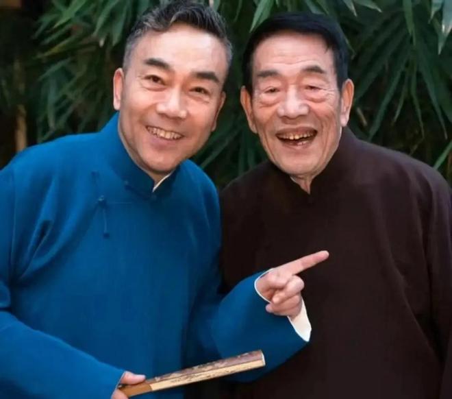 风评好转！杨议直播回应父亲去世获赞：把杨少华照顾到94岁不容易