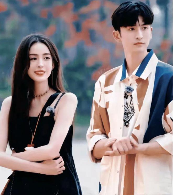 娜扎张云龙互动登上热搜，全网嗑“龙扎 CP”，是爱情还是友谊？