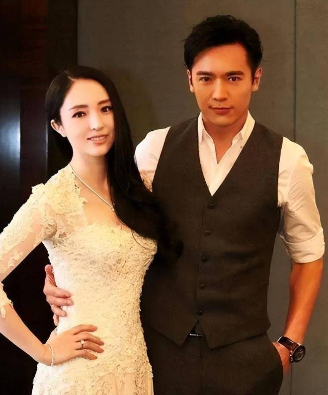 45岁董璇自曝再婚，和高云翔2019年离婚，受佟丽娅鼓励再入爱河？