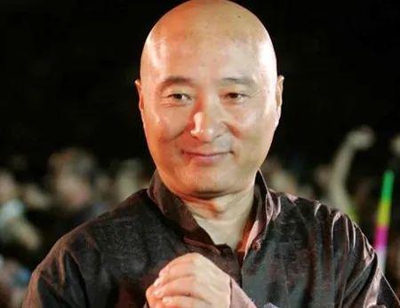 陈佩斯：30岁因春晚“吃面”走红，15年后为何把央视告上法庭？