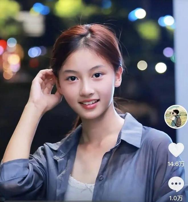 河南妹妹七七撞脸张柏芝宋祖儿杨颖，会成内娱新顶流吗？悬念待解