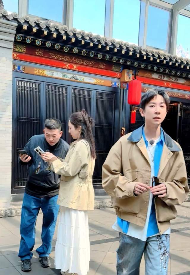 董璇自曝再婚了！二婚老公被扒是张维伊，两人6月在老家领证结婚