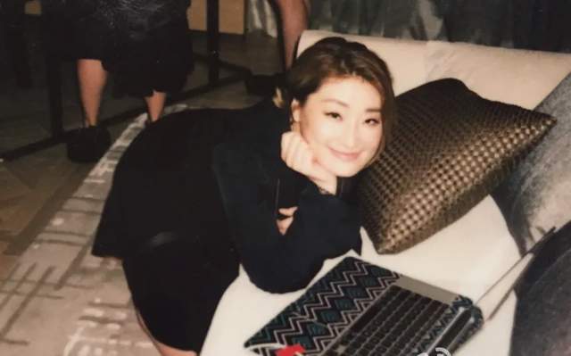14岁独自留学，毕业3年就独掌一个集团，宗馥莉可不是“娇娇女”