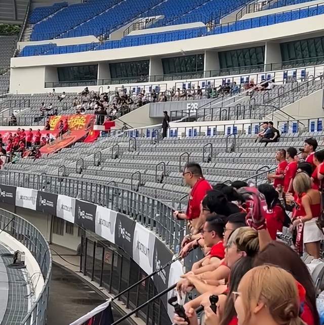 香港黑人球员辱骂中国球迷，霍启刚评论区沦陷，传内地俱乐部解约
