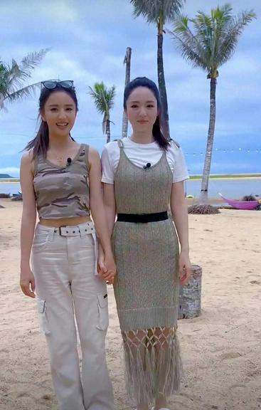 董璇二婚伴娘是佟丽娅？助推好姐妹相信爱情，谁说娱乐圈没真闺蜜