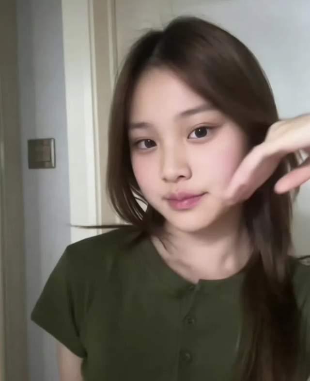 星二代扎堆出道比拼！沈佳润获好感，小S女儿大翻车，太卷了！