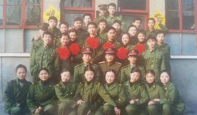 潘斌龙：他演活了小人物，因为自己就是“无名之辈”