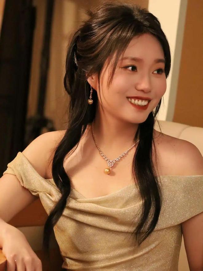 2025刚过半年，这4位女星接连翻车，个个都是重磅炸弹