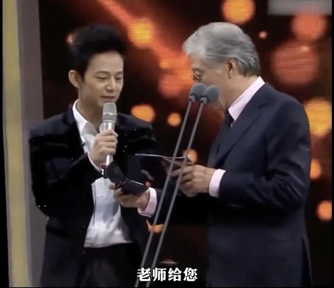 何炅的家底，都被扒出来了