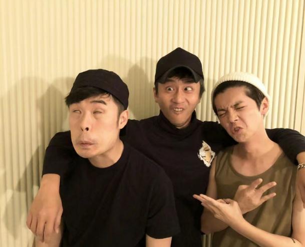 鹿晗暴瘦上热搜，和关晓彤有关吗？陈赫直播未正面回应，懂的都懂