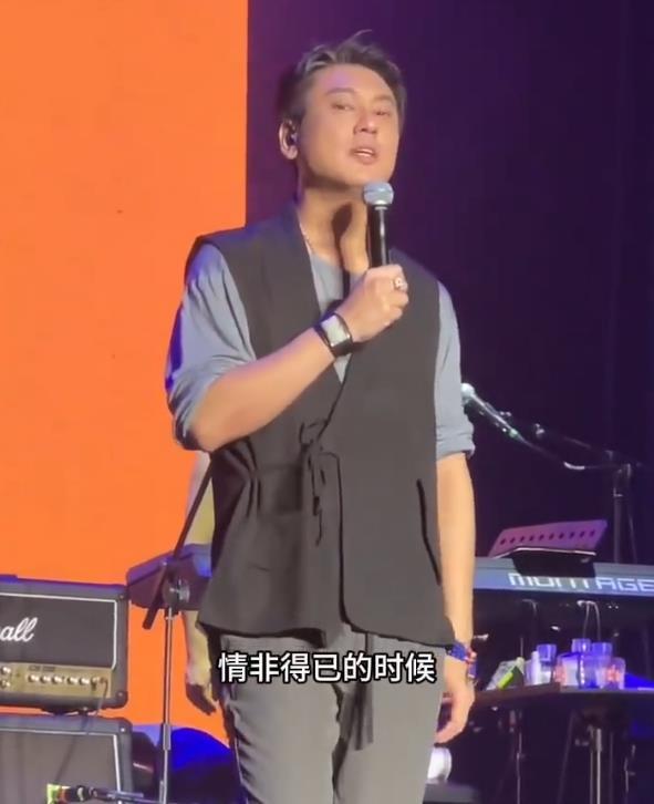 周渝民说大S走了，唱情非得已不再快乐，F4会努力再合体一次