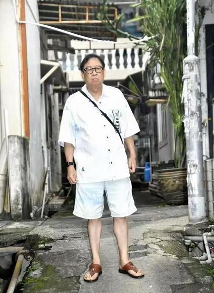 75岁港星帮37岁儿子还债，还想征婚养家？哗众取宠还是寻找真爱