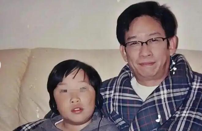 75岁港星帮37岁儿子还债，还想征婚养家？哗众取宠还是寻找真爱
