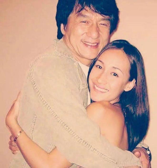 香江忆旧录||吴彦祖前女友MaggieQ嫁退休金融男，聊聊这位“亚洲最性感女星”的前世今生