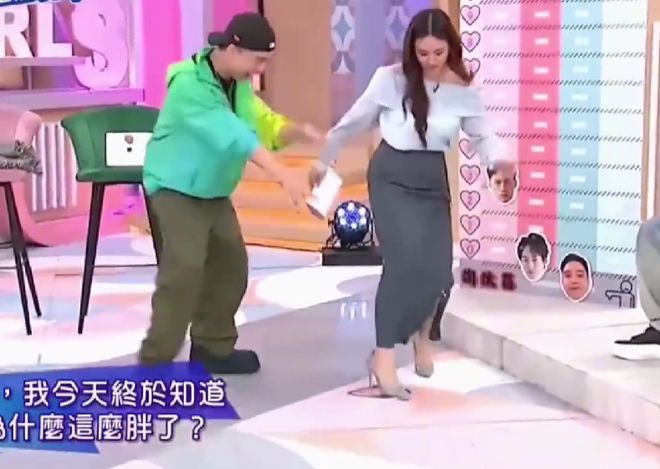 吴姗儒代班要停了？刚和小S惹争议又踩刘宇宁照片，网友喊话换人